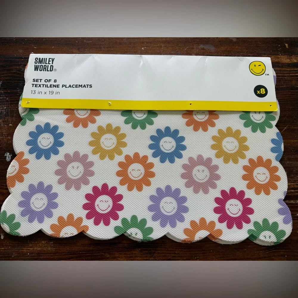 Smiley World Multicolor Floral Smiley Placemats - Set of 8